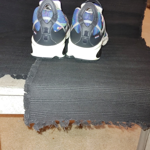 Nike Multicolor Athletic Shoes - Picture 6 of 11